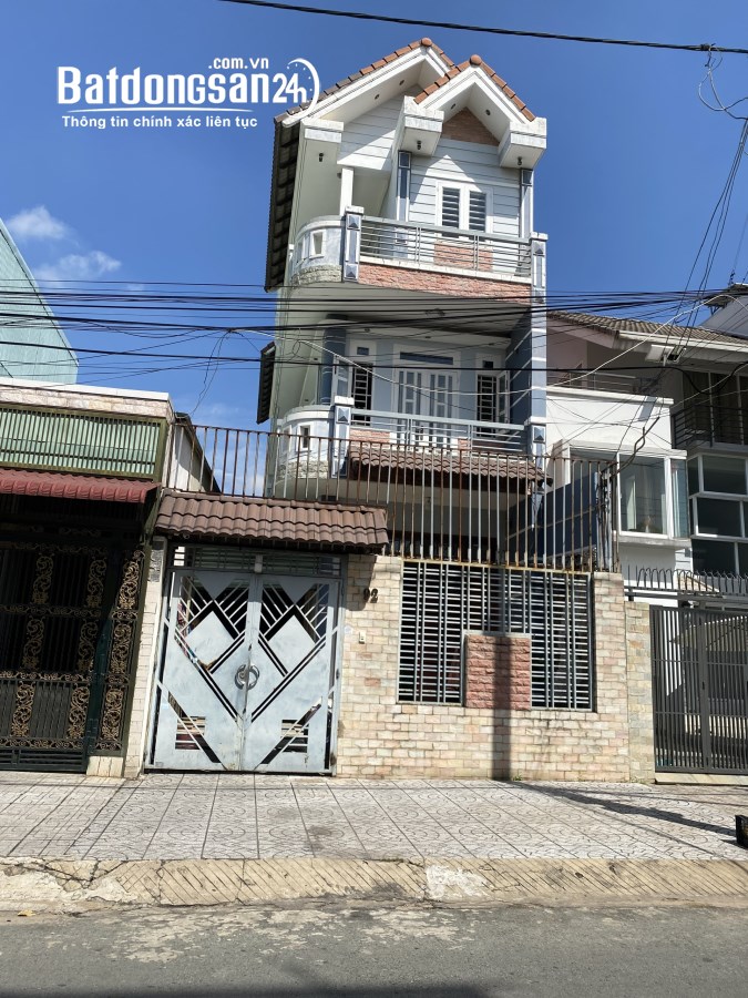 Mặt Tiền Phước Bình, TP Thủ Đức (Quận 9), Kế Global City, 110m2 (5 x 22 ), Dòng Tiền 7tr/T