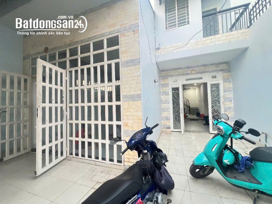 Bán nhà hxh Huỳnh Tấn Phát, Phường Phú Thuận, Quận 7, 8tỷ8 TL.