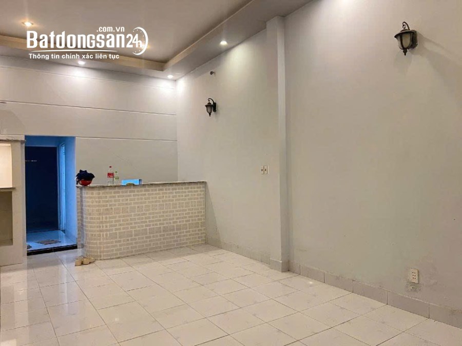 Bán nhà hxh Huỳnh Tấn Phát, Phường Phú Thuận, Quận 7, 8tỷ8 TL.