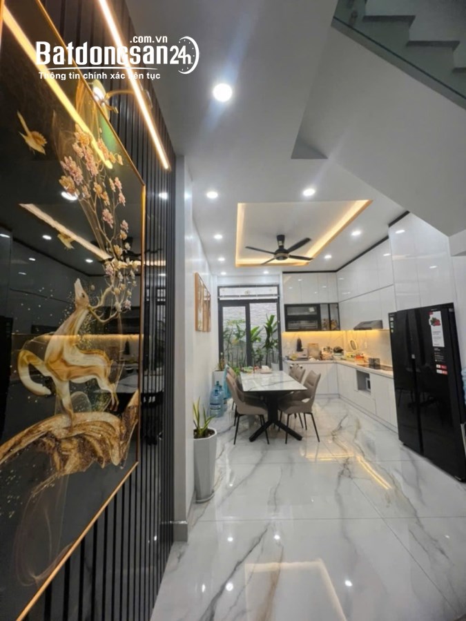 Bán gấp nhà 4 tầng HXH Đường Nơ Trang Long, Phường 13, Quận Bình Thạnh