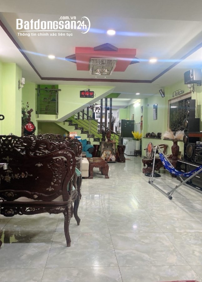 Bán Nhà 3 Tầng x 70m2 (5x14 ) ,Sát vinhome, Nguyễn Xiển, Quận 09, 4PN, Mới Đẹp ở Ngay