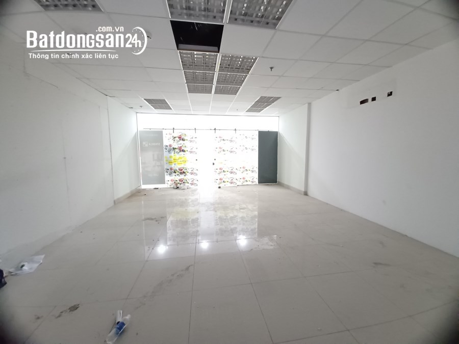 Cho thuê văn phòng 600m2 giá siêu rẻ Topaz City, Đường Cao Lỗ, Quận 8