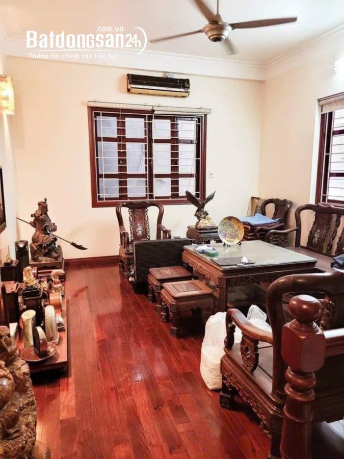 Bán nhà Đường Ngọc Lâm, Phường Ngọc Lâm, Quận Long Biên