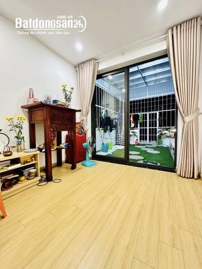 Bán nhà ngõ kv Hoàng Văn Thụ, Quận Hoàng Mai, 38M *5T giá 6.15 tỷ 