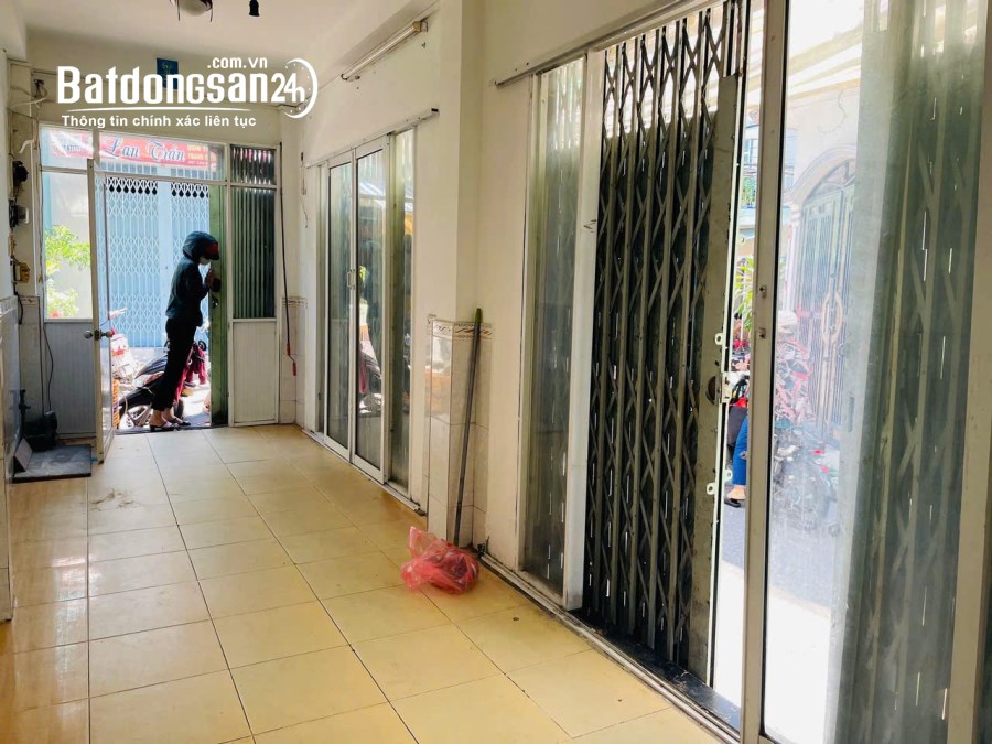Bán nhà Đường Bãi Sậy, Phường 4, Quận 6