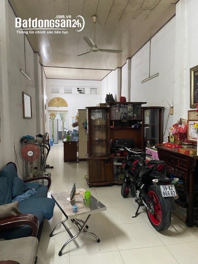 Bán mặt tiền Lò Gốm quận 6 có 76,2m2(3.6x21m) giá hơn 7 tỷ.Q6.1.25