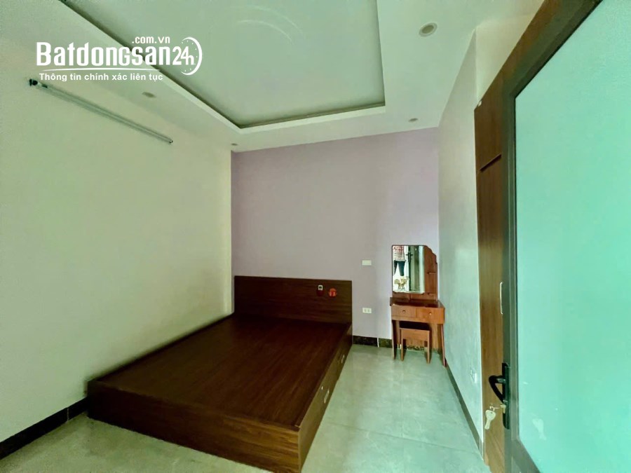 Bán đất Chi Đông, Mê Linh, HN. Tặng nhà cấp 4. Trục chính liên xã. DT 90m, giá 7,25 t
