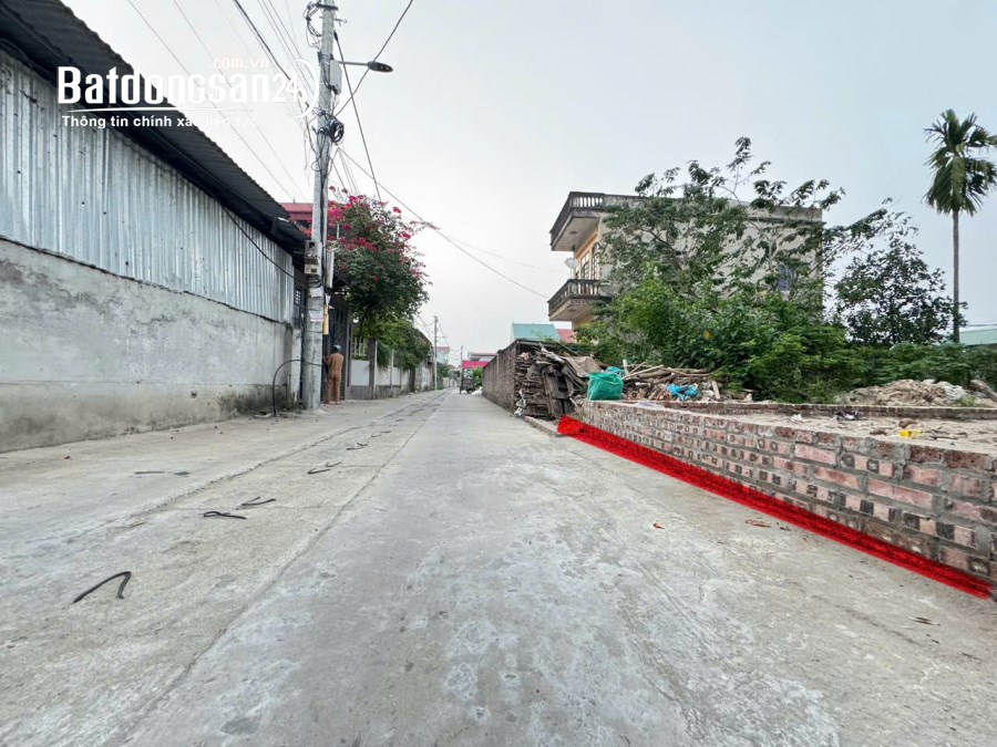 Bán đất tổ 6, Quang Minh, Mê Linh, HN. Đường thông, oto vào đất. DT 90m, giá 3,6 tỷ.