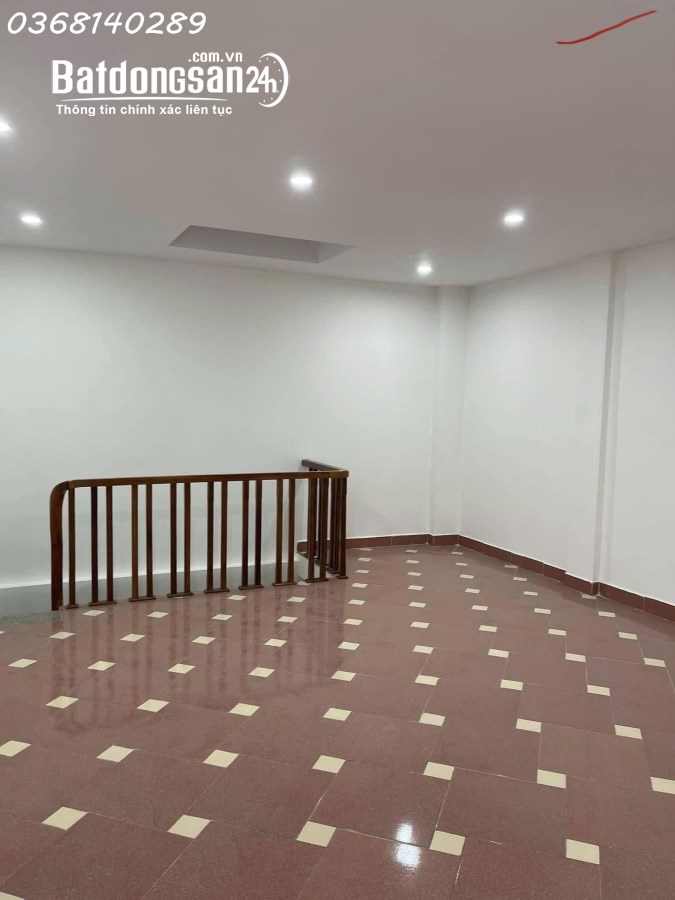 Bán nhà ngay Ngô Gia Tự, Phường Thượng Thanh, Quận Long Biên