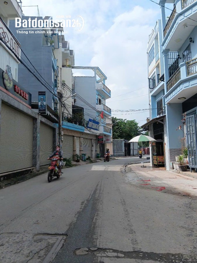 Bán nhà Đường Số 11, Phường Bình Hưng Hòa, Quận Bình Tân