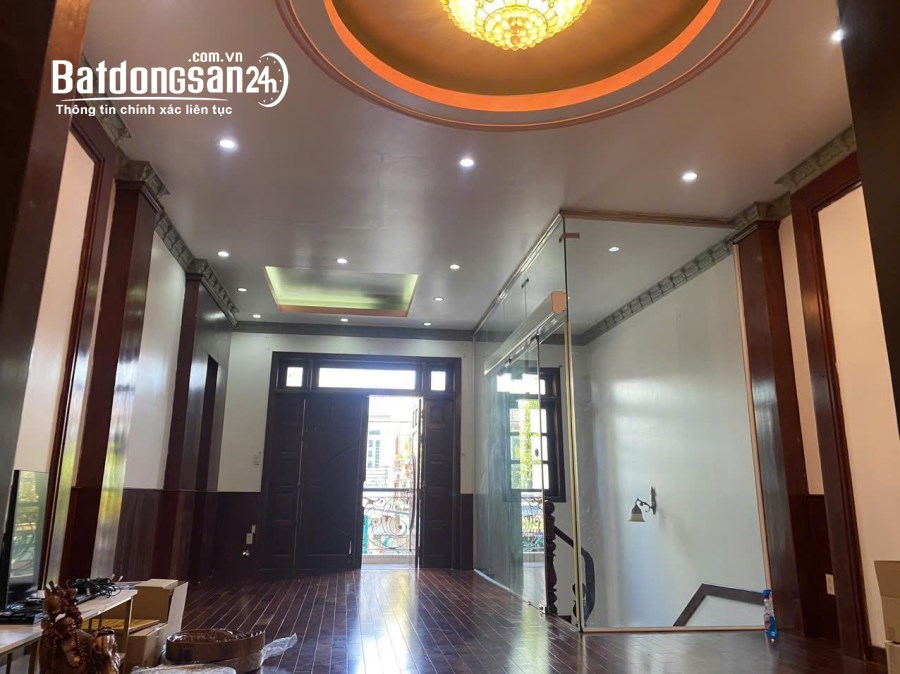 Bán nhà mặt tiền Đường Số 5, Phường Bình Hưng Hòa, Quận Bình Tân