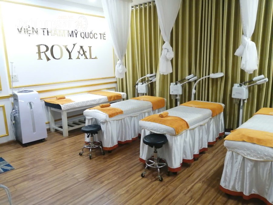 Bán nhà mặt tiền Đường Nguyễn Hồng Đào, Phường 14, Quận Tân Bình