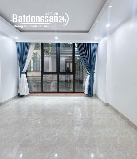 Bán nhà mặt tiền Đường Khuất Duy Tiến, Phường Nhân Chính, Quận Thanh Xuân