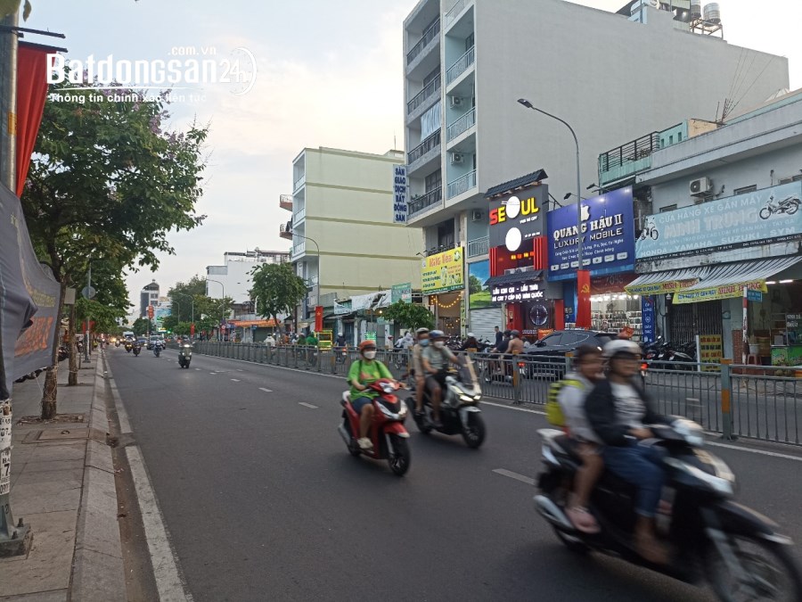 Bán nhà mặt tiền Đường Lũy Bán Bích, Phường Phú Thọ Hòa, Quận Tân Phú