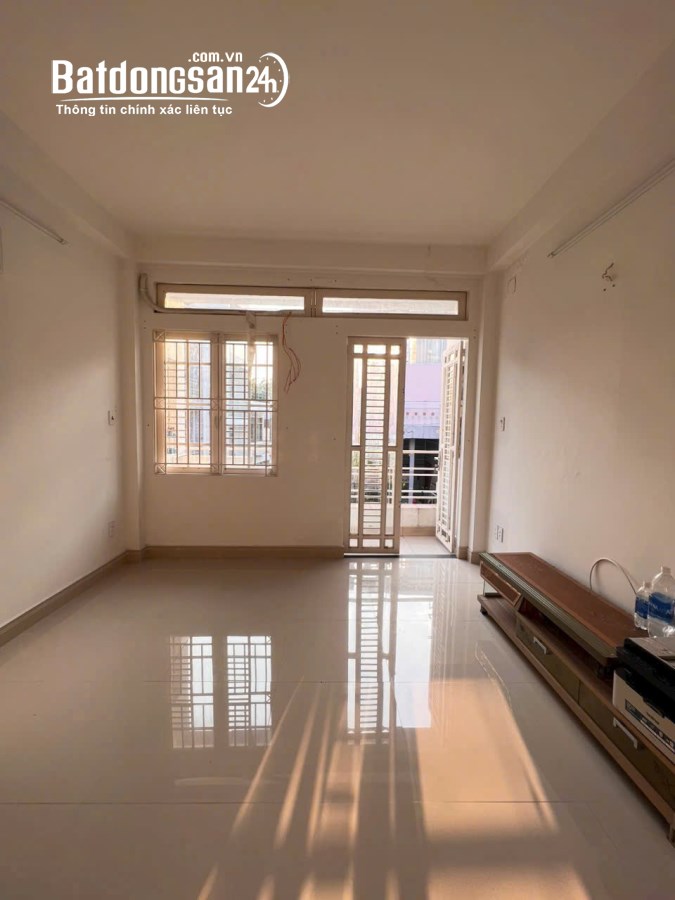 Bán nhà Đường Trần Quang Diệu, Quận 3
