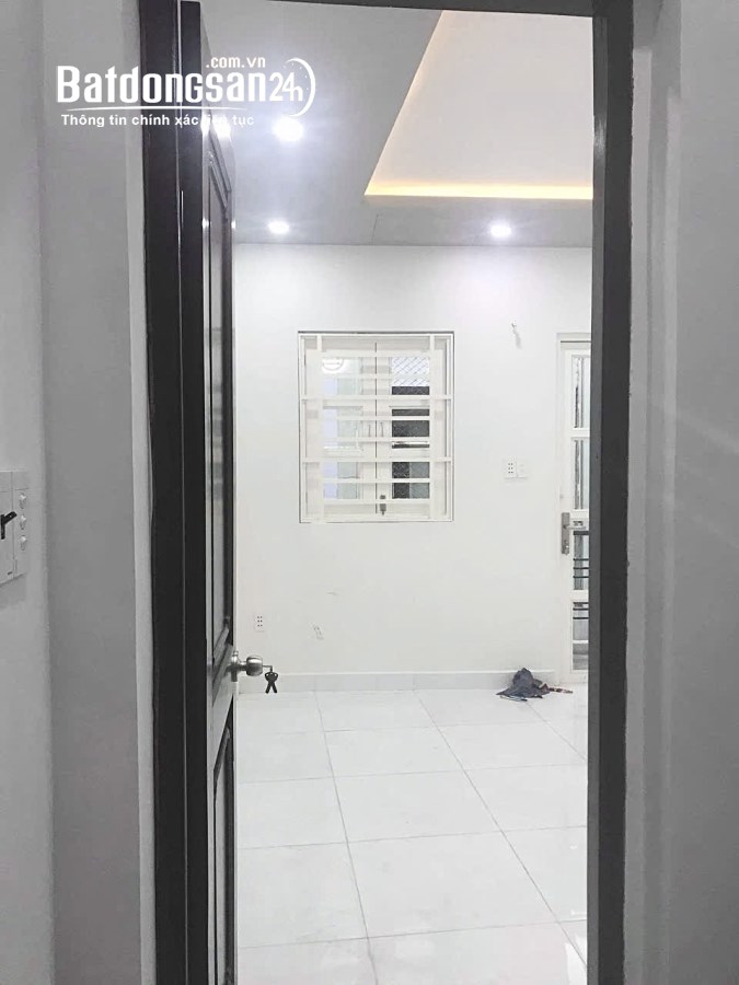Cho thuê nhà Đường Hòa Hảo, Phường 4, Quận 10