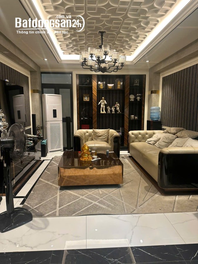 Bán nhà Đường Nguyễn Trãi, Phường 7, Quận 5