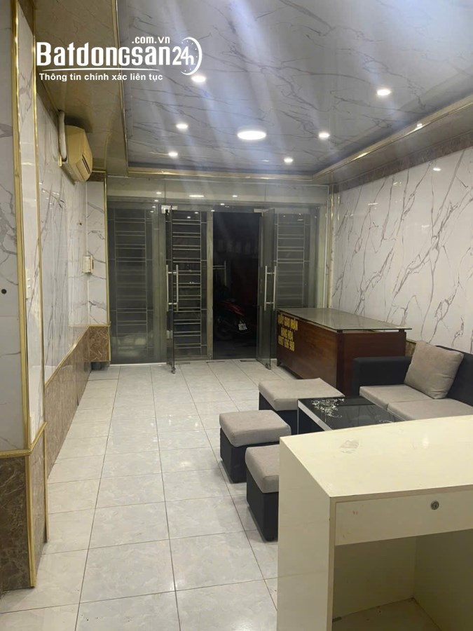Bán nhà mặt tiền Đường Lê Hồng Phong, Phường 2, Quận 10