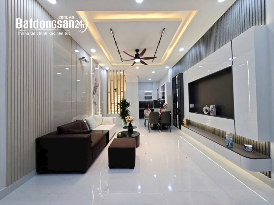 BÁN GẤP !! 100% giá thật nhà thật - Lý thái Tổ , Quaanj10