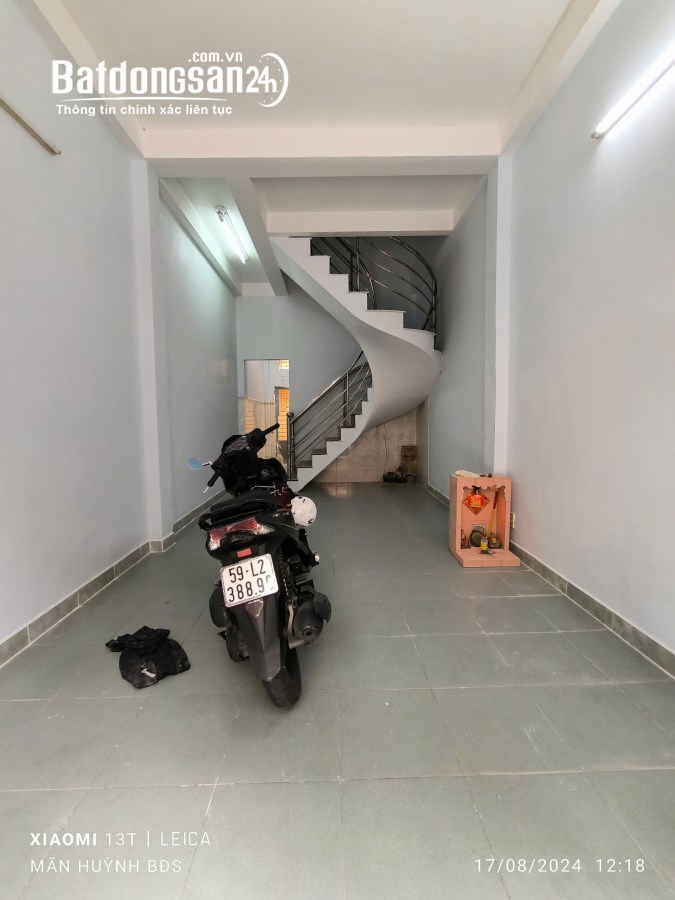 Bán nhà Đường Hàn Hải Nguyên, Phường 8, Quận 11