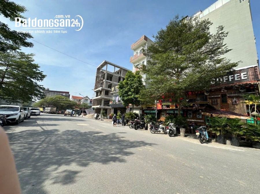 Bán đất đấu giá Lai Xá - Cạnh Đại học Thành Đô. DT77,5m2*Phân lô, ô tô tránh.
