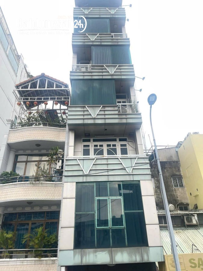 Bán nhà mặt tiền Đường Nguyễn Thái Học, Phường Cầu Ông Lãnh, Quận 1