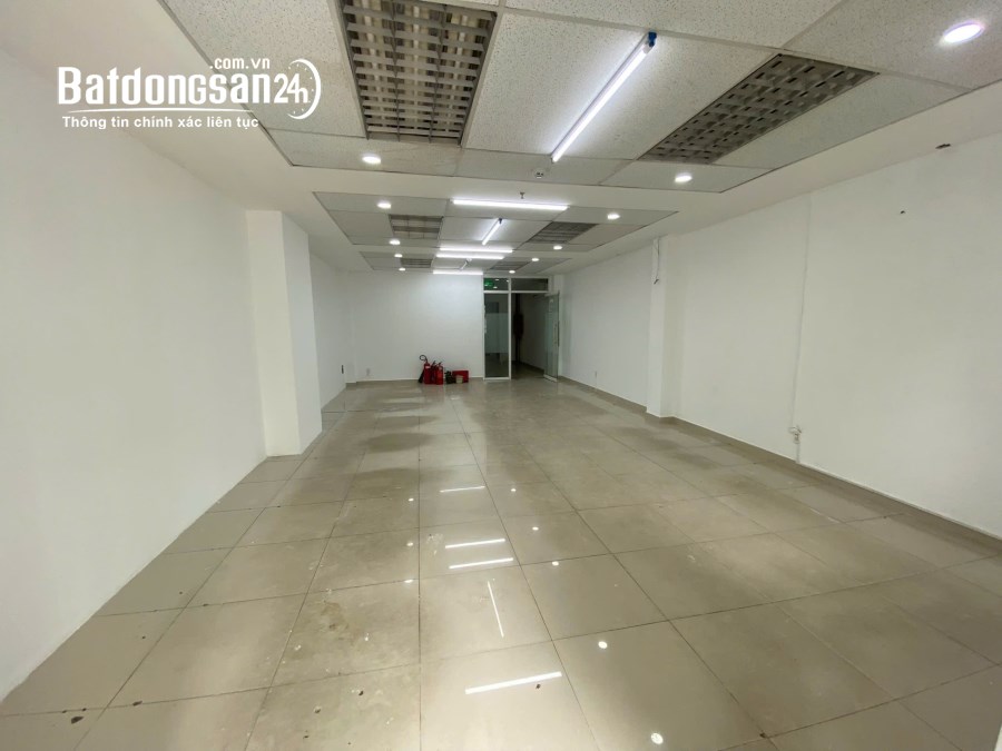 Bán nhà mặt tiền Đường Lý Thường Kiệt, Phường 14, Quận 10