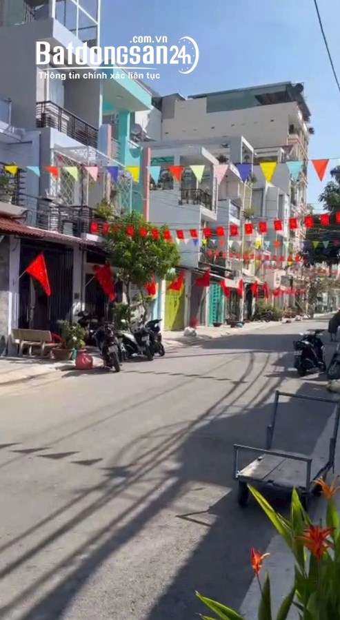 Nhà thuê đường số 53 P.Bình Thuận ,Quận 7 dt 3,5x18m, 2 lầu,St