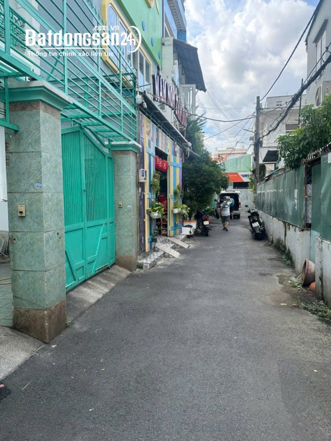 Bán nhà mặt tiền Đường Âu Cơ, Phường 14, Quận Tân Bình