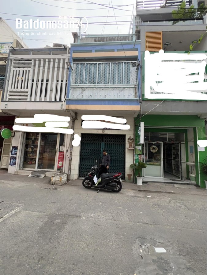 Bán nhà mặt tiền Đường Lạc Long Quân, Phường 3, Quận 11