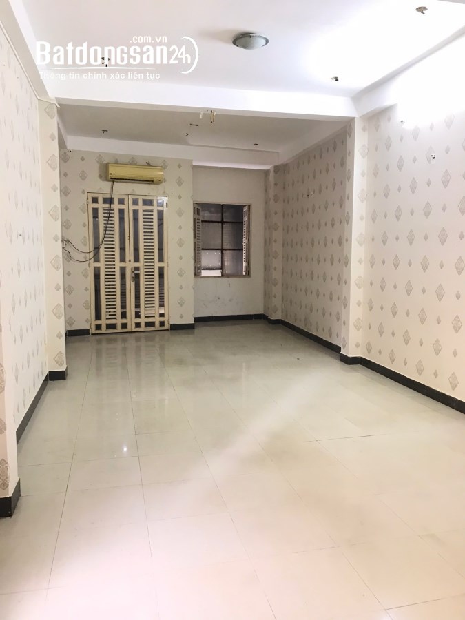 Bán nhà mặt tiền Đường 3/2, Phường 14, Quận 10