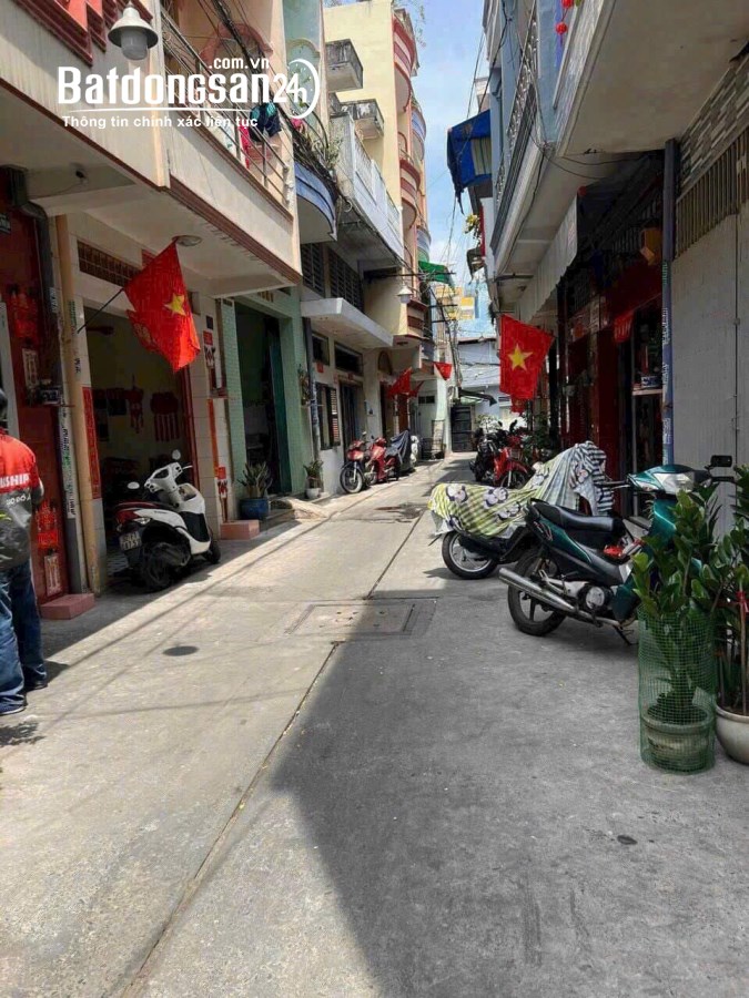 Bán nhà Đường Hàn Hải Nguyên, Phường 9, Quận 11