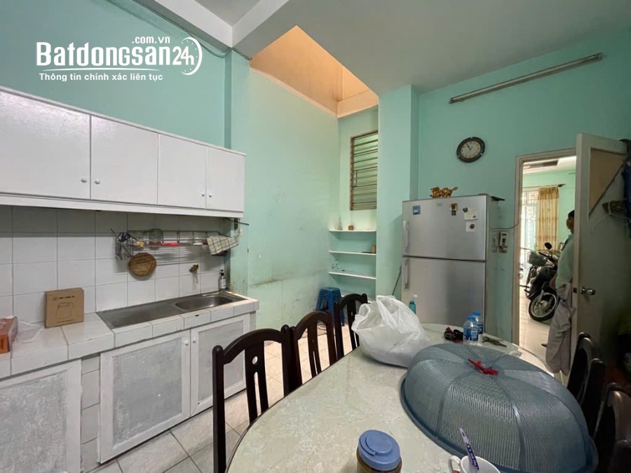 Bán nhà Đường Nguyễn Thiện Thuật, Phường 3, Quận 3