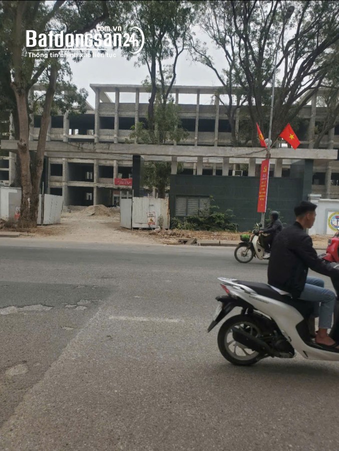 BÁN NHANH 80m2 ĐẤT TRUNG TÂM THỊ TRẤN SÓC SƠN LIÊN HỆ 0987785686