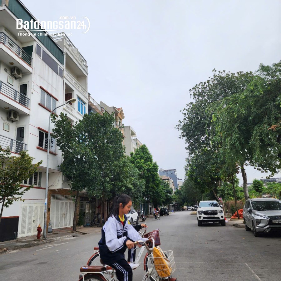 Bán đất tặng nhà 4 tầng - Đấu giá Kiến Hưng - Hà Đông - Hà Nội
