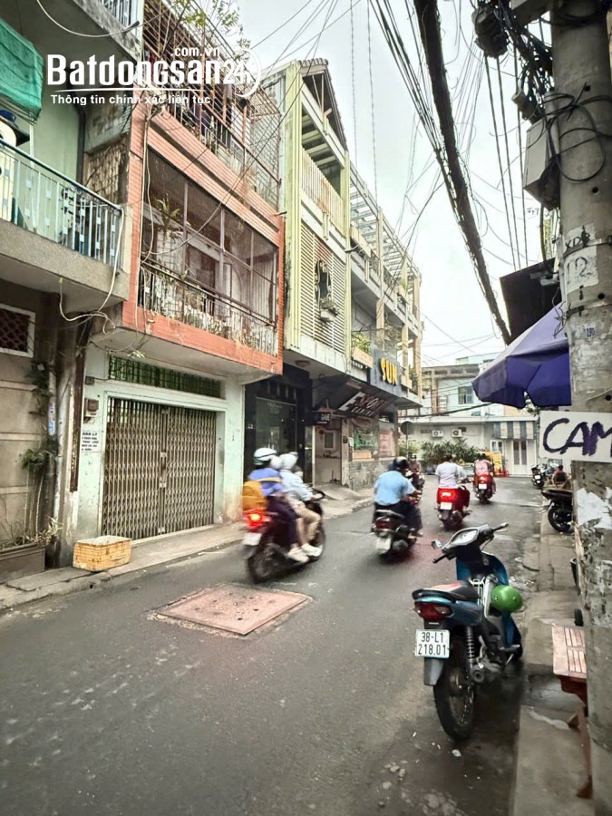 Bán nhà mặt tiền Đường Võ Thành Trang, Phường 11, Quận Tân Bình