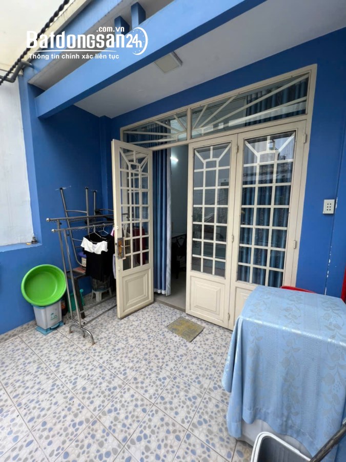 Bán gấp nhà Đường Ông Ích Khiêm, Phường 5, Quận 11