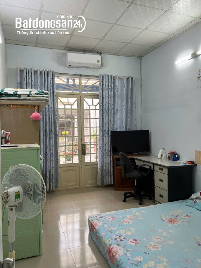 Bán gấp nhà Đường Ông Ích Khiêm, Phường 5, Quận 11