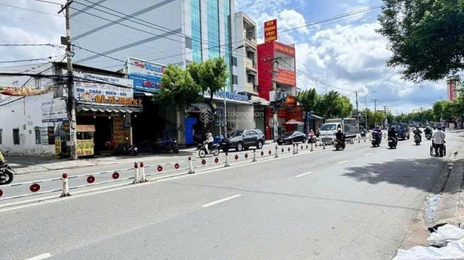 Bán nhà mặt tiền Đường Lê Văn Quới, Phường Bình Trị Đông A, Quận Bình Tân