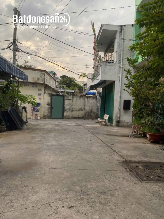 Bán nhà mặt tiền Đường Lạc Long Quân, Phường 3, Quận Tân Bình