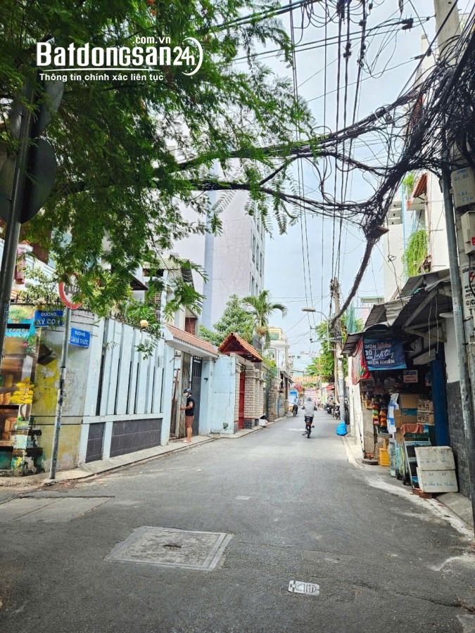 Bán nhà mặt tiền Đường Cầm Bá Thước, Phường 7, Quận Phú Nhuận