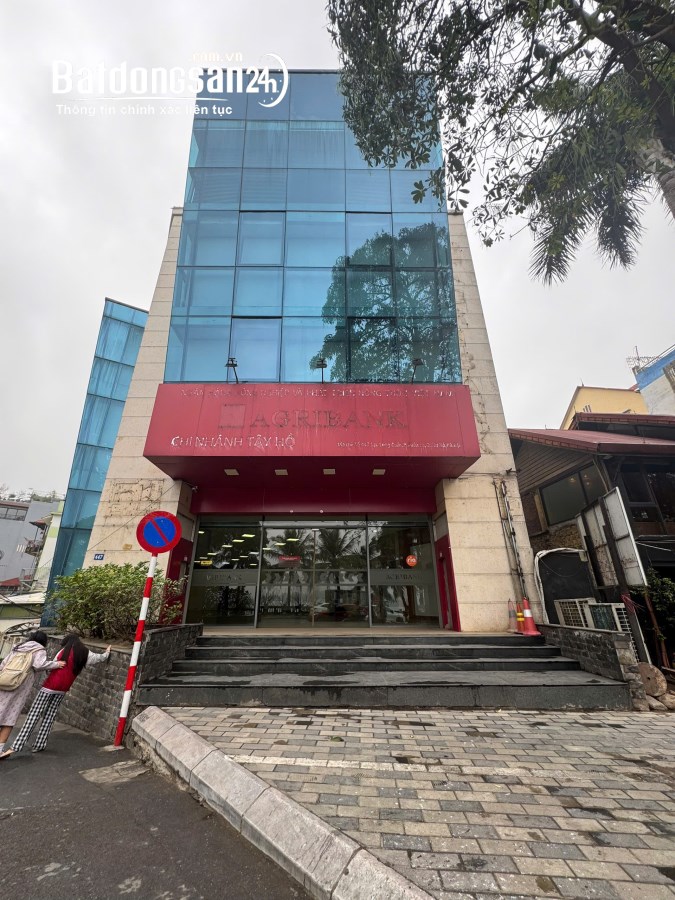 Cho thuê nhà Đường Lạc Long Quân, Phường Xuân La, Quận Tây Hồ