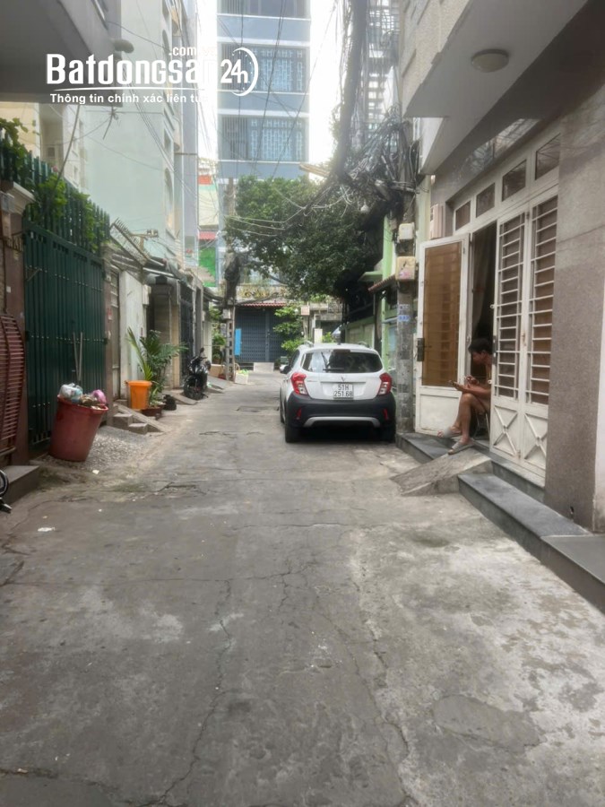Hạ 600 triệu bán gấp nhà Đường Tô Hiến Thành, Phường 13, Quận 10