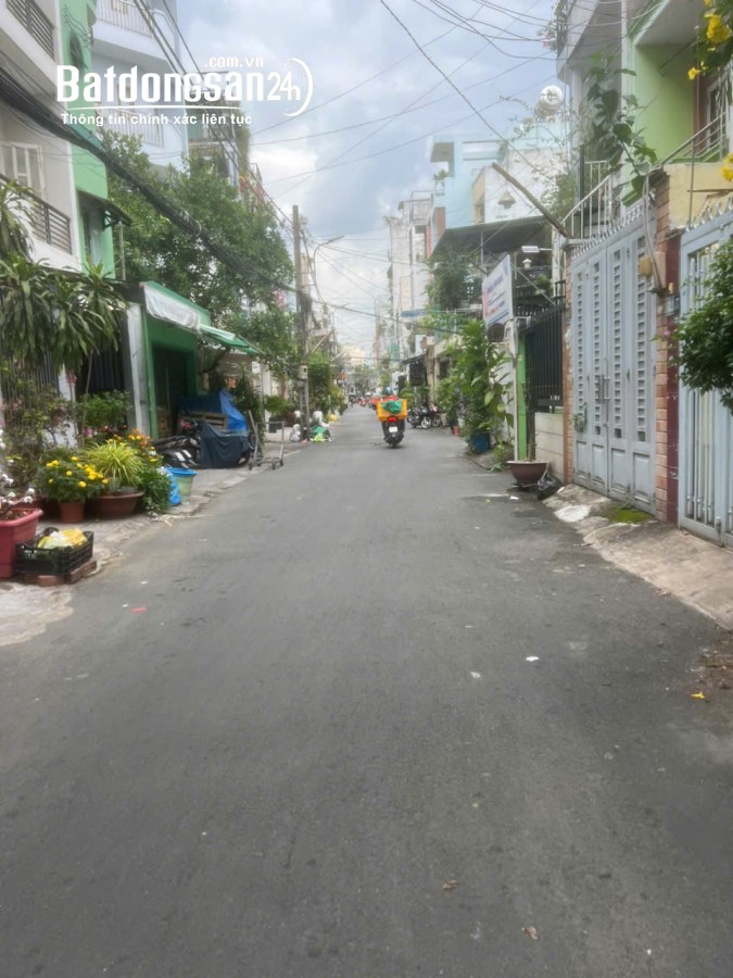 Hạ 600 triệu bán gấp nhà Đường Tô Hiến Thành, Phường 13, Quận 10