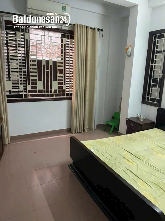 "Cho thuê nhà 5 tầng phố Hoàng Hoa Thám, Ba Đình. Giá: 15tr