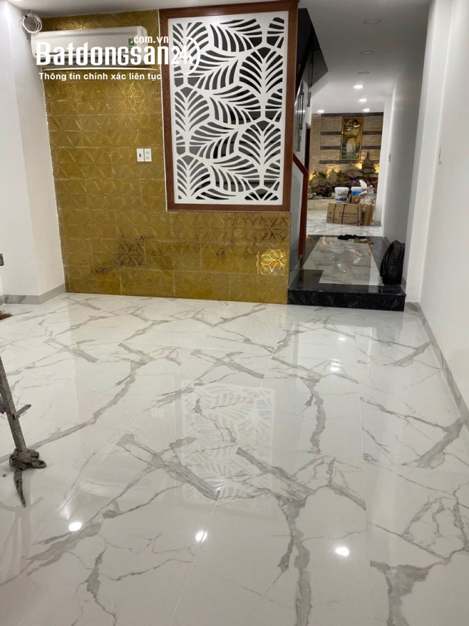 Bán nhà mặt tiền Đường Hòa Hưng, Phường 13, Quận 10