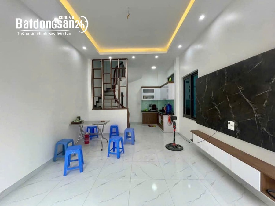 Bán nhà số 1A, ngõ 19 đường Đại Cát, Liên Mạc, Bắc Từ Liêm:32m2*5 tầng*Ô Tô tránh, K.d