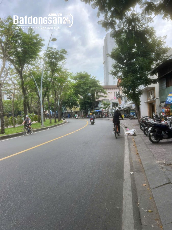 Chính chủ bán gấp nhà 2 MT Hoàng Sa, P.Tân Định, Quận 1