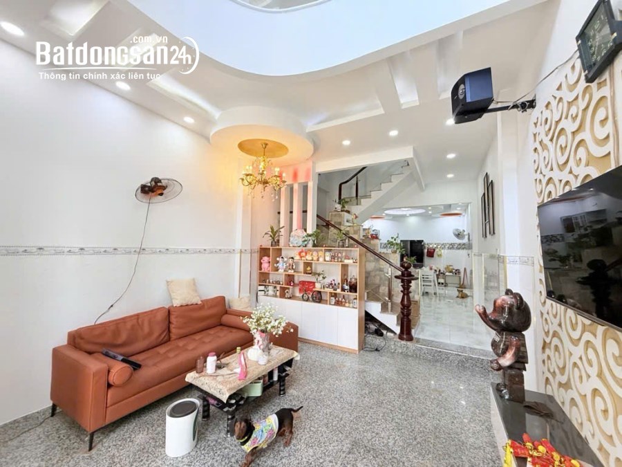 Bán nhà Đường Kênh Tân Hóa, Phường Phú Trung, Quận Tân Phú