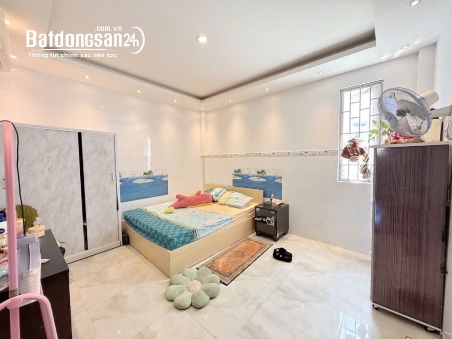Bán nhà Đường Kênh Tân Hóa, Phường Phú Trung, Quận Tân Phú